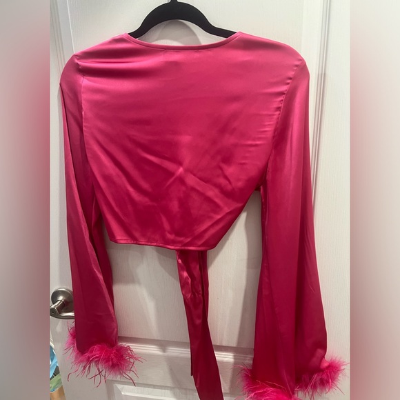 White Fox Hot Pink Long Sleeve Feathers Tie Up Top - Picture 3 of 6
